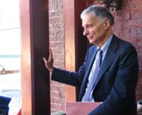 Ralph Nader Takes Questions .